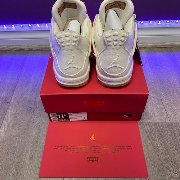 Jordan 4 Retro “Levi” White - Picture 2 of 3